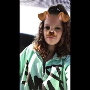 Meet your Posher, Olivia